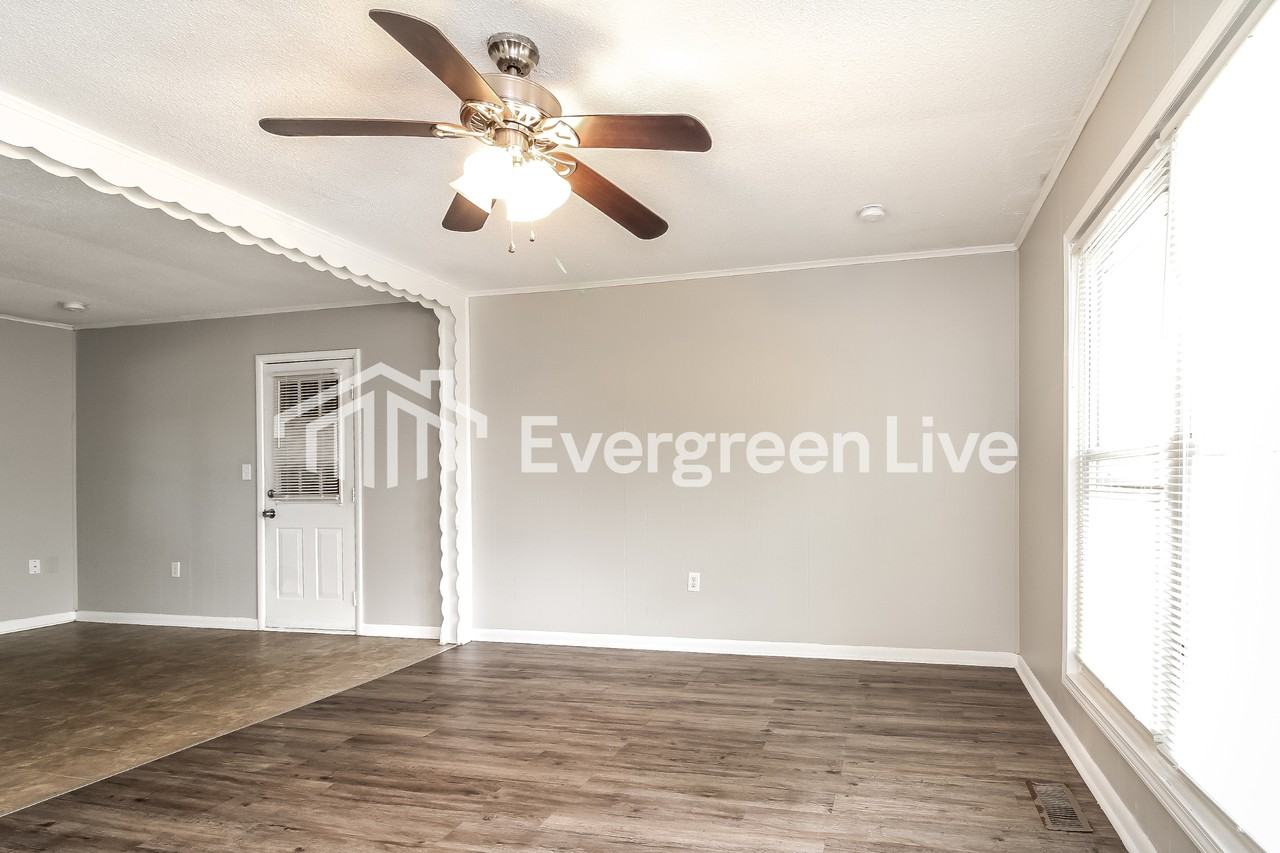 106 Thrift Dr - Photo 3 of 15