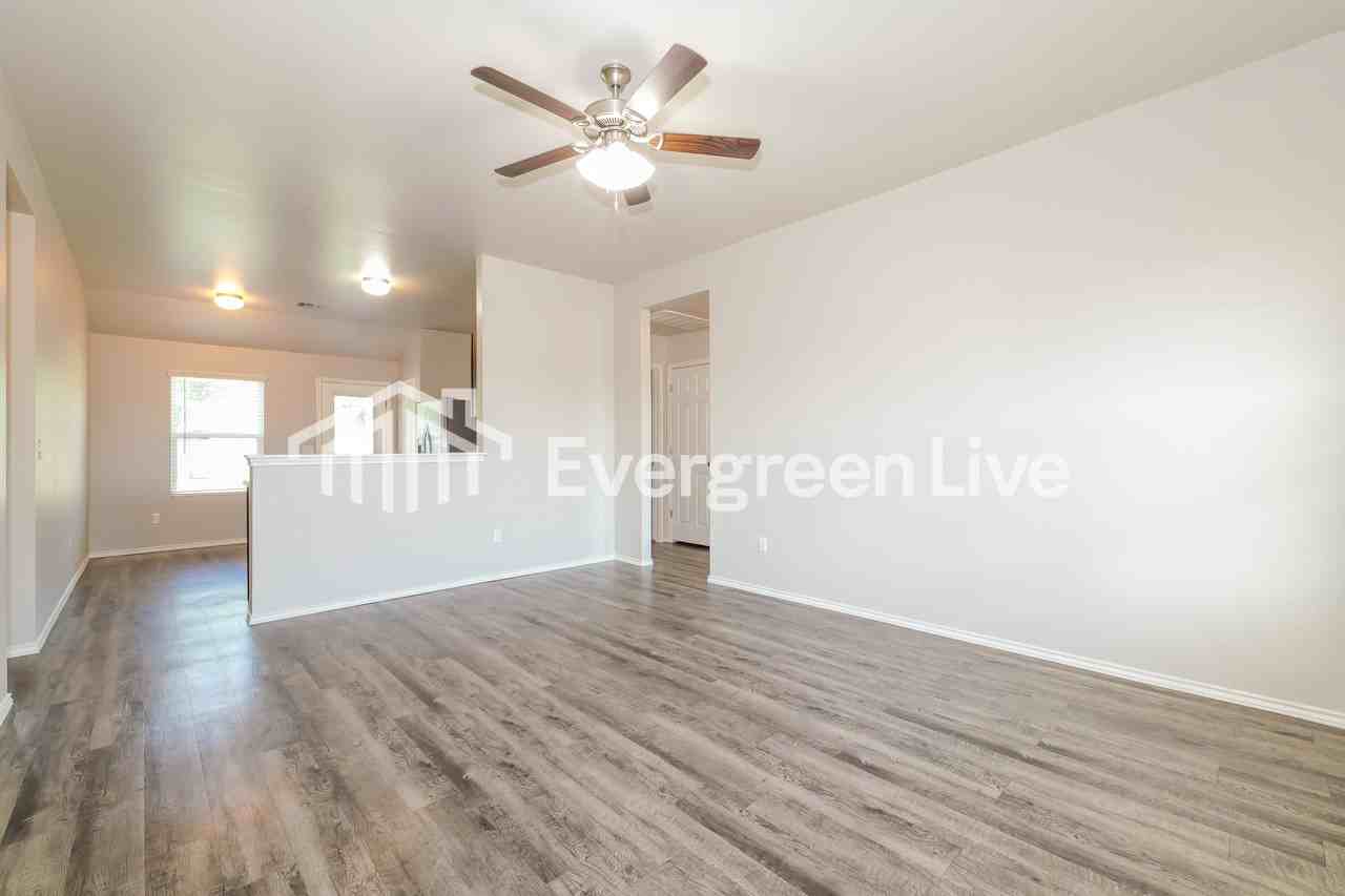 10748 Sw 23rd Pl - Photo 2 of 15