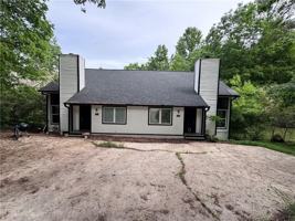 featured image of 3912 Darryl Ln