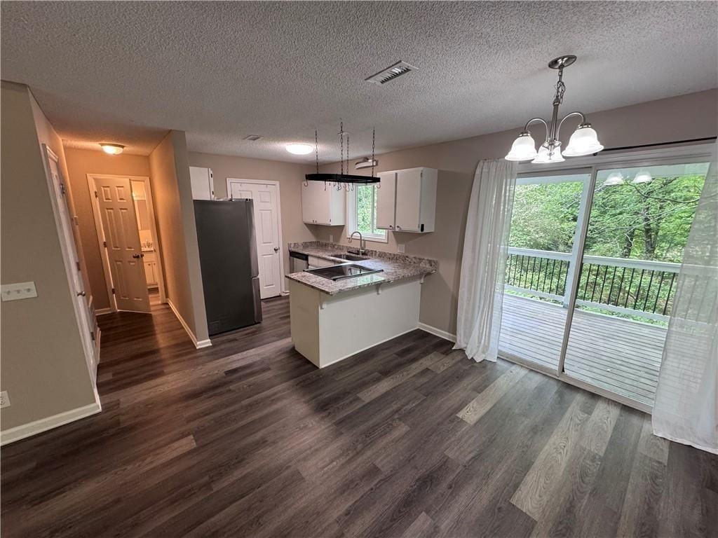 3912 Darryl Ln - Photo 6 of 20