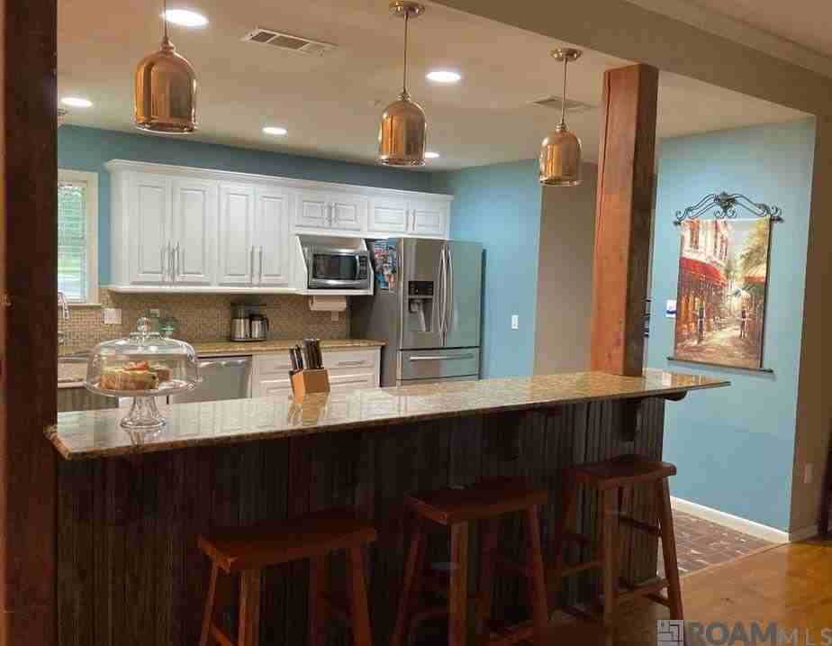 11280 Amalie St - Photo 4 of 8