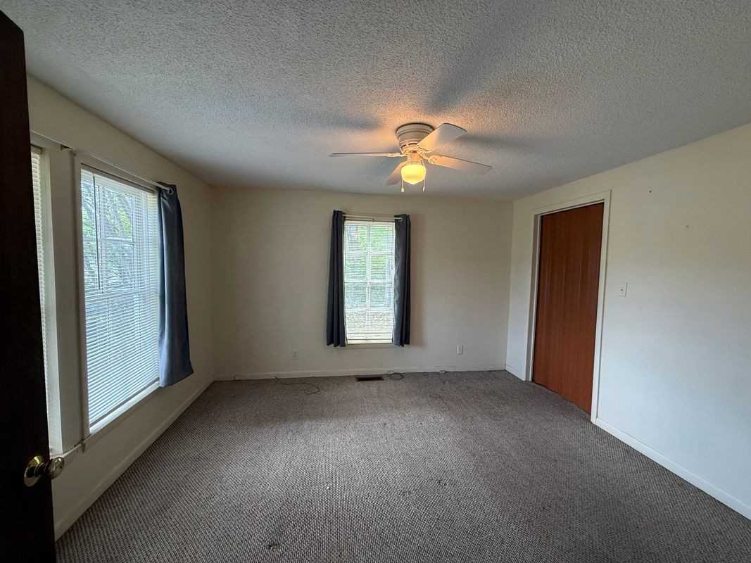 4609 Highway 78 - Photo 4 of 9