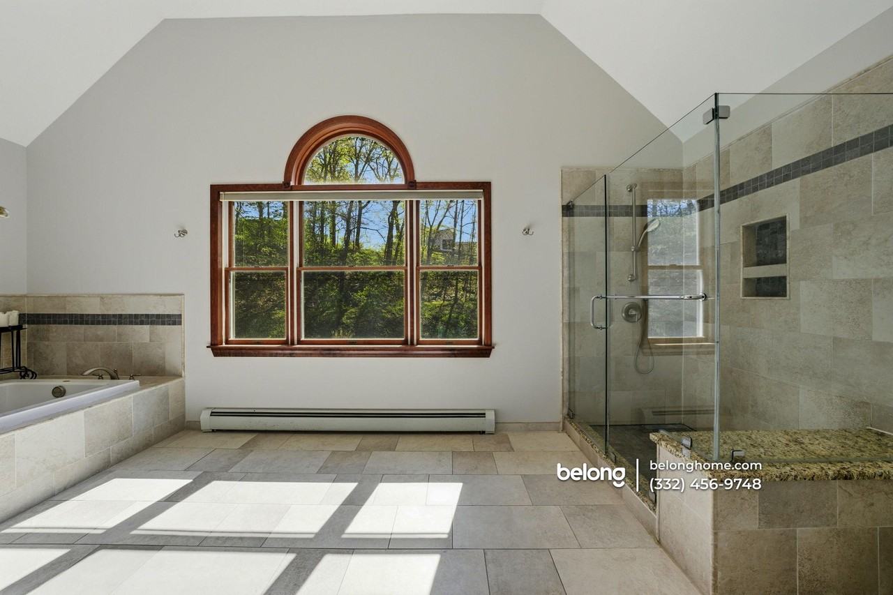 24 Table Rock Rd - Photo 6 of 13