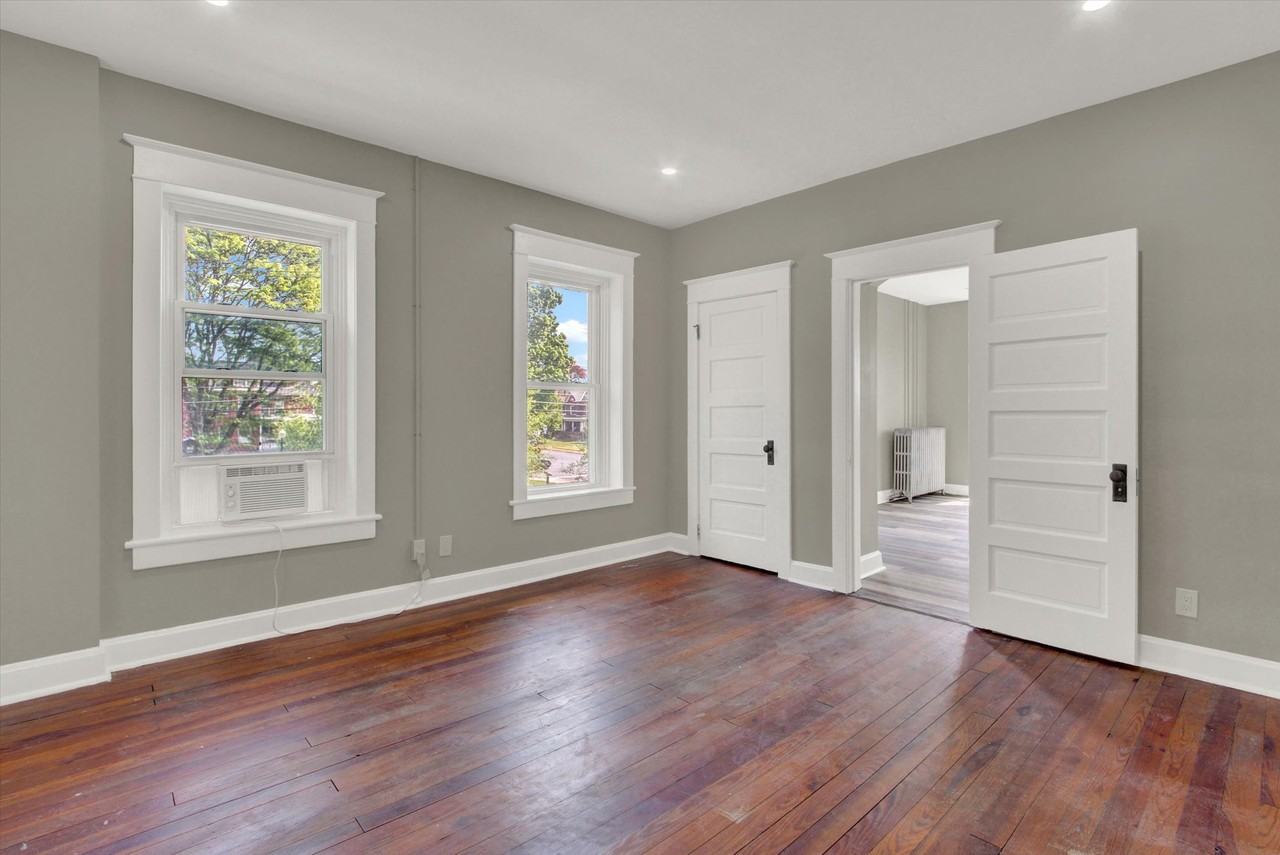 715 Oak Hill Ave #715-2N - Photo 6 of 19