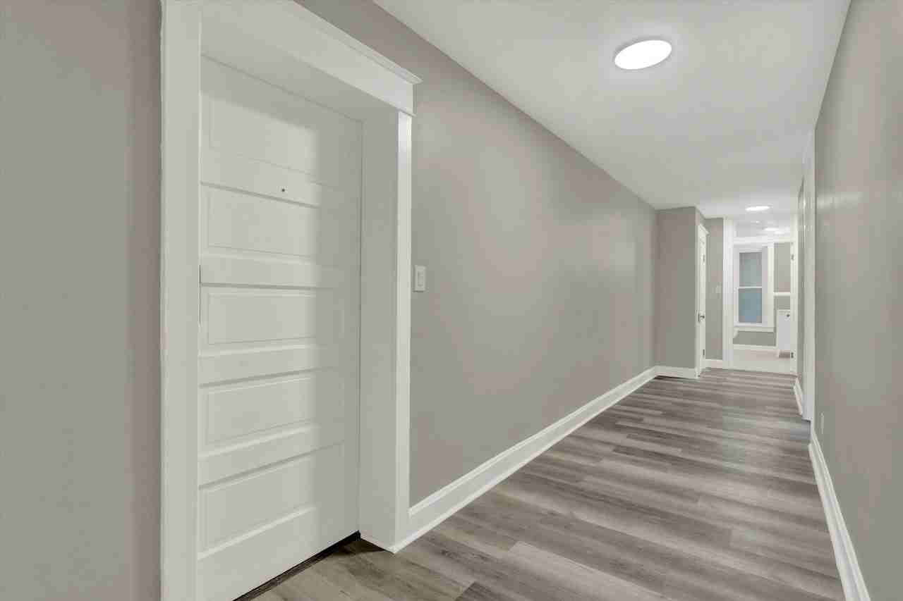 715 Oak Hill Ave #715-2N - Photo 7 of 19