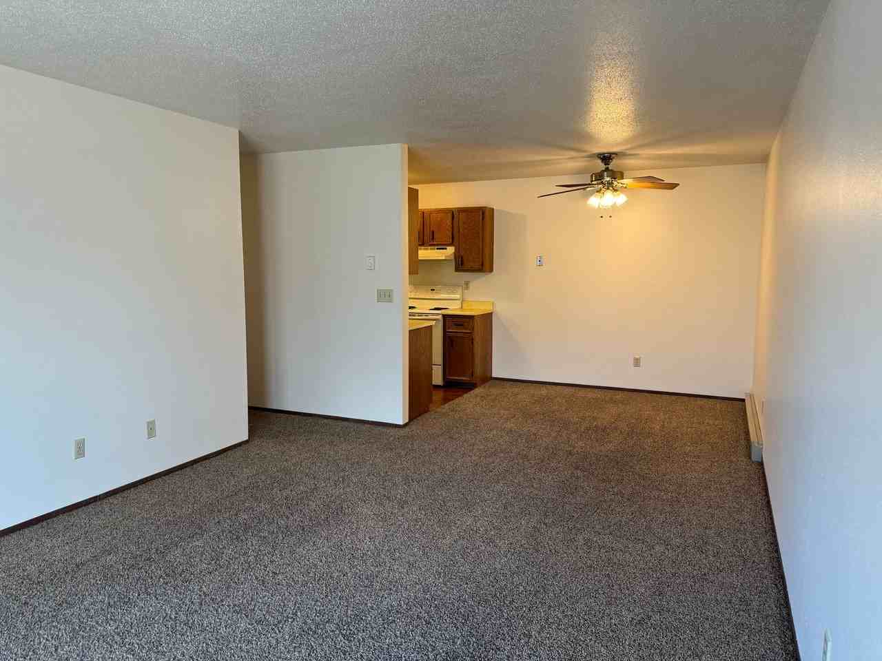 Foxdale Apartments - Photo 5 of 15
