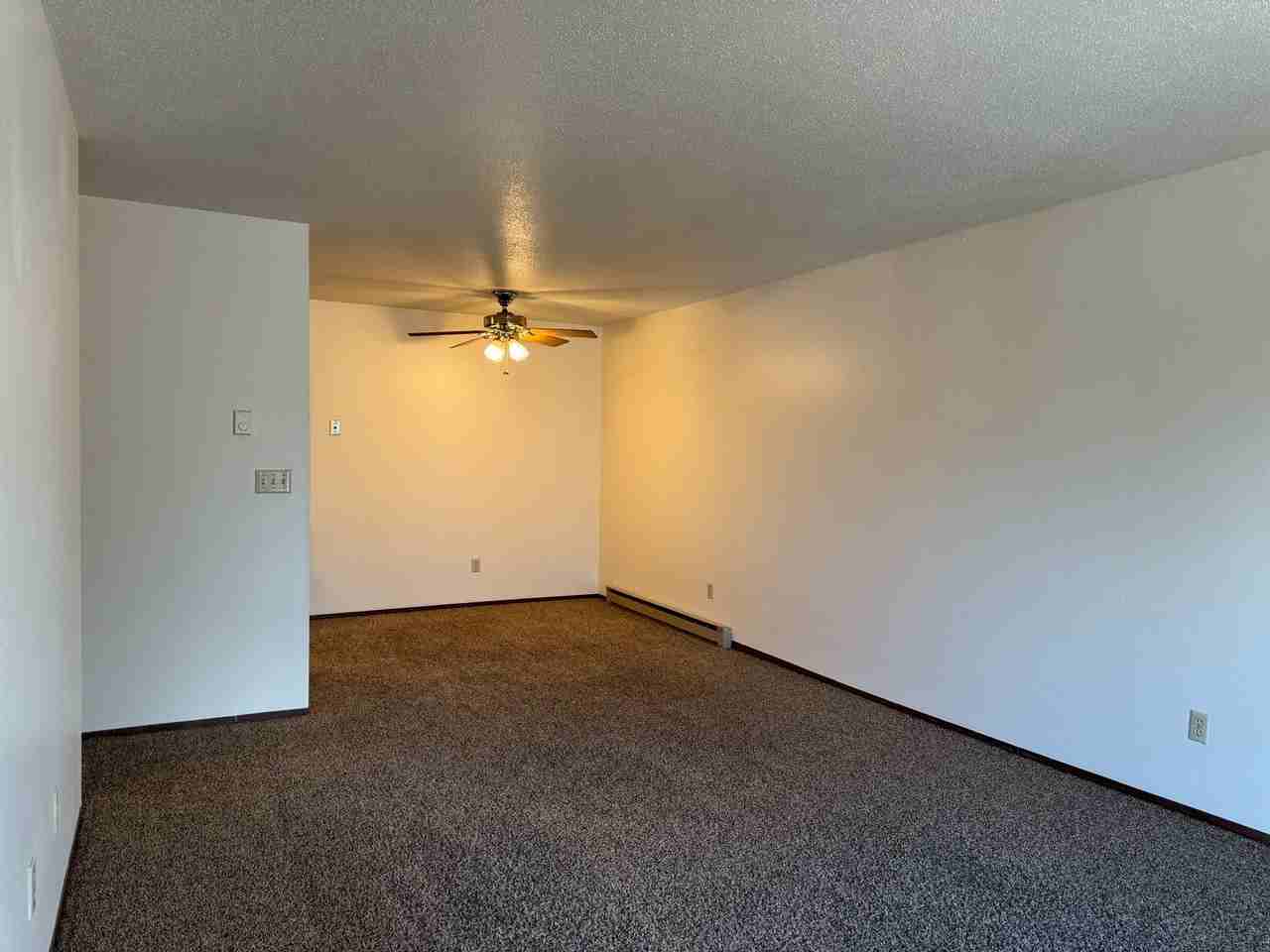 Foxdale Apartments - Photo 6 of 15