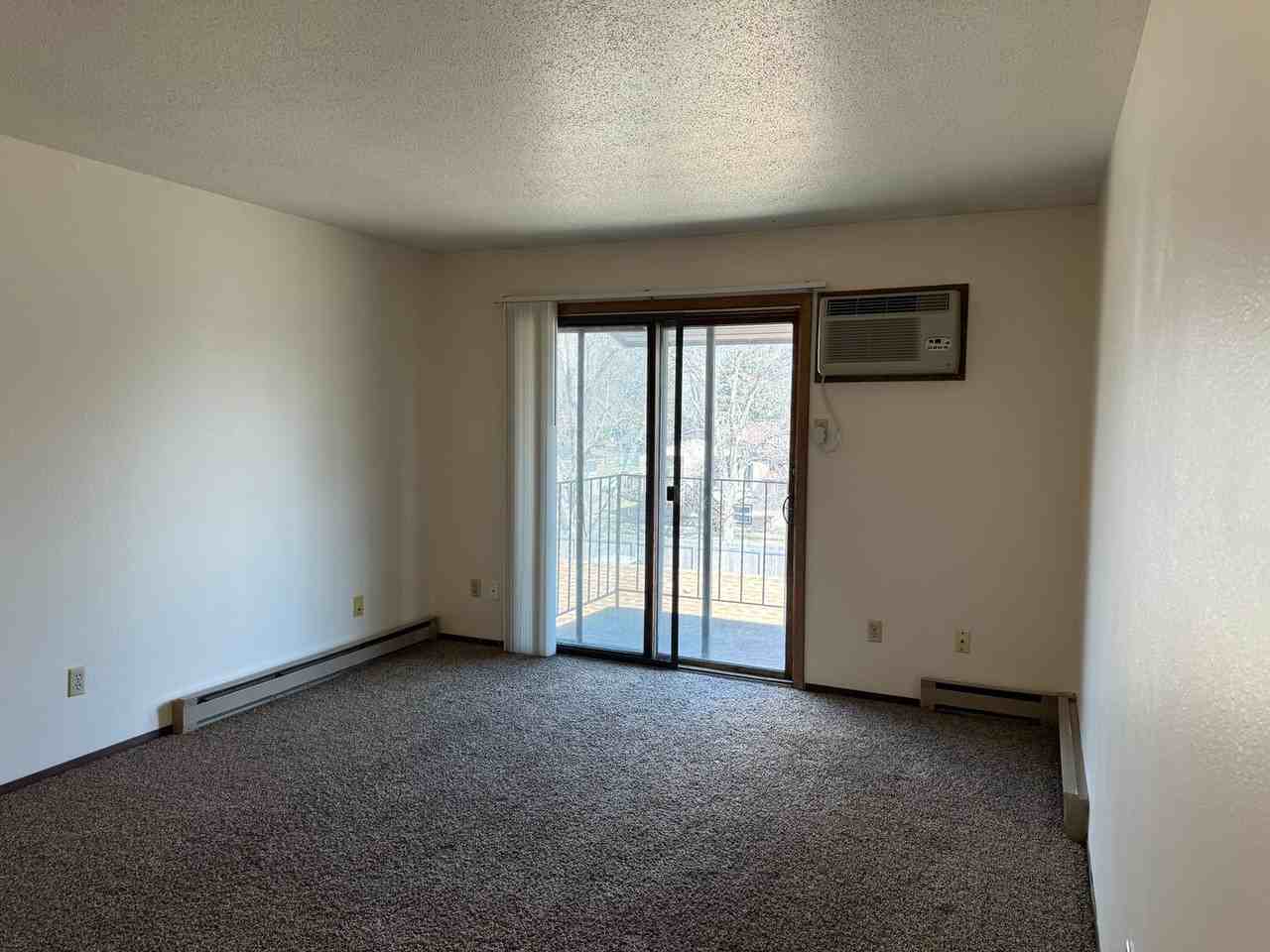 Foxdale Apartments - Photo 7 of 15