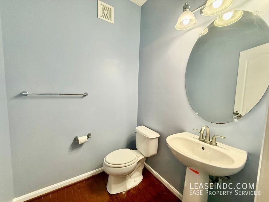 424 Ava Way Ne - Photo 6 of 33