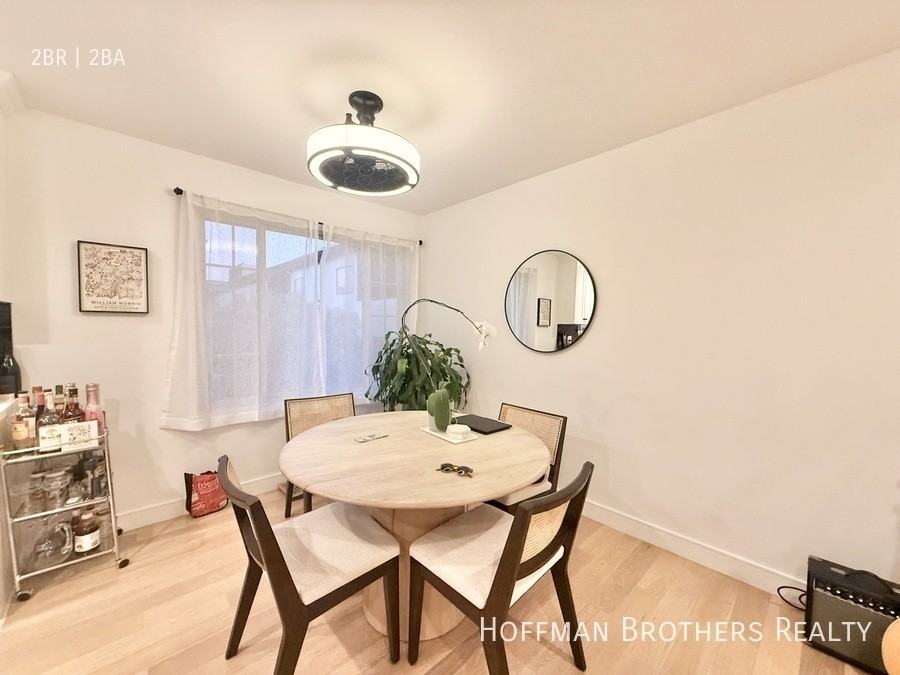 320 N Crescent Dr #8 - Photo 6 of 12