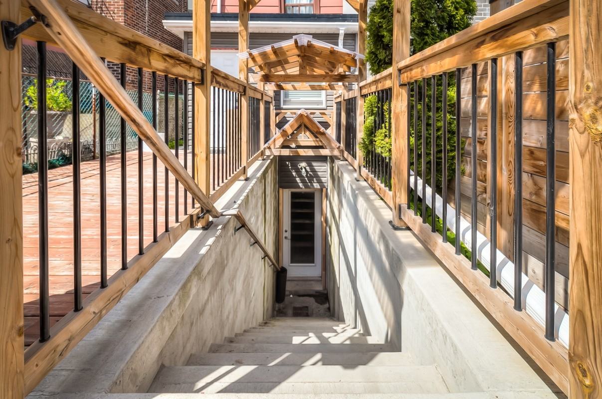665 Crawford Street #BSMT - Photo 2 of 20