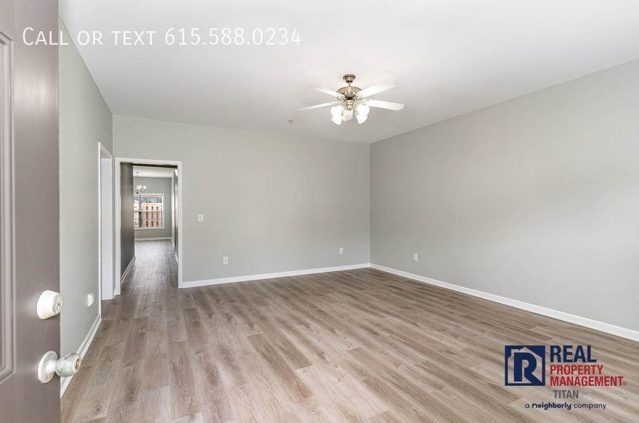 1004 Briggs Ln - Photo 7 of 21