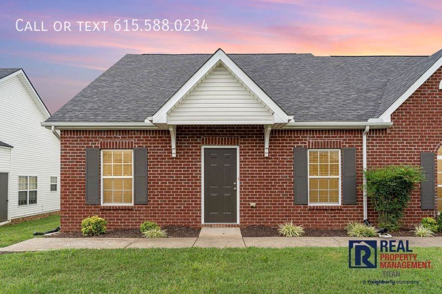 1004 Briggs Ln