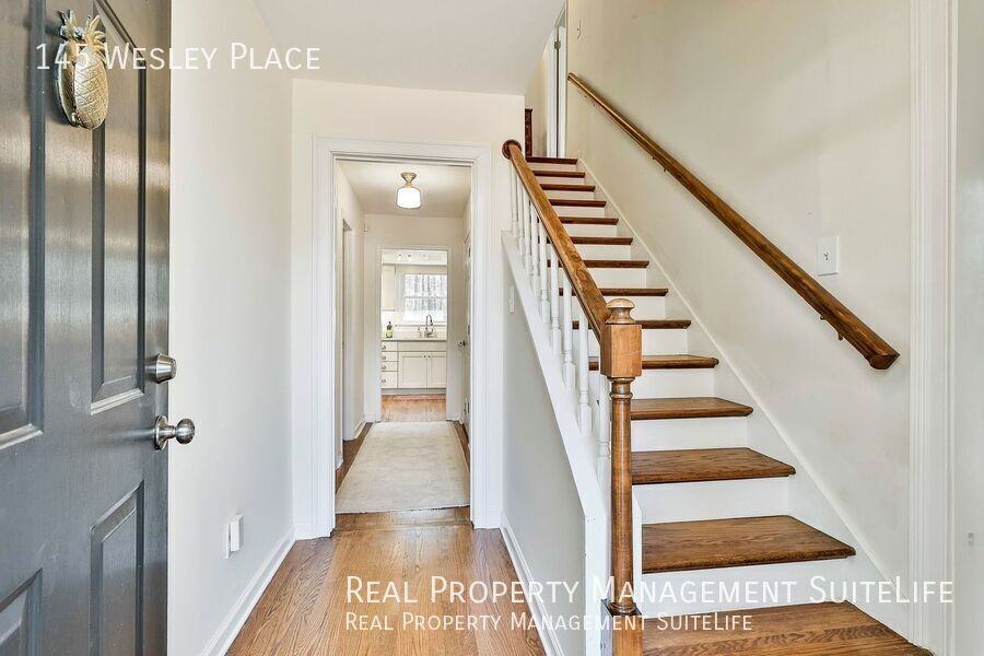 145 Wesley Pl - Photo 6 of 35