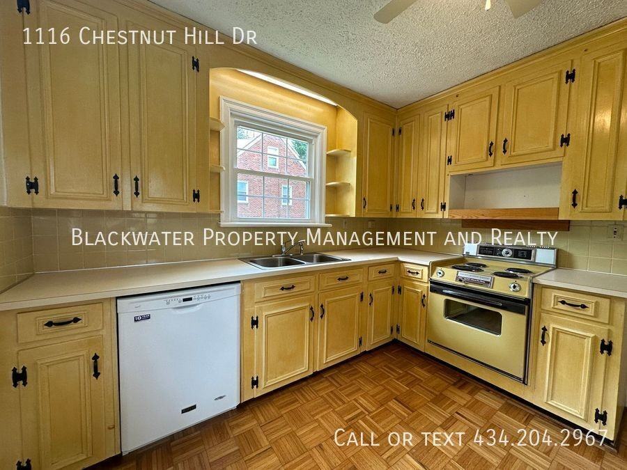 1116 Chestnut Hill Dr - Photo 7 of 26