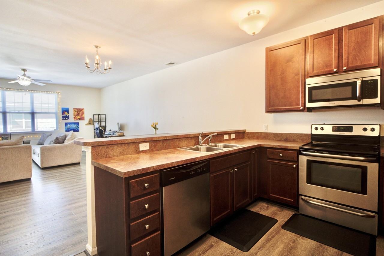 4316 Colindale Rd #1 - Photo 4 of 34