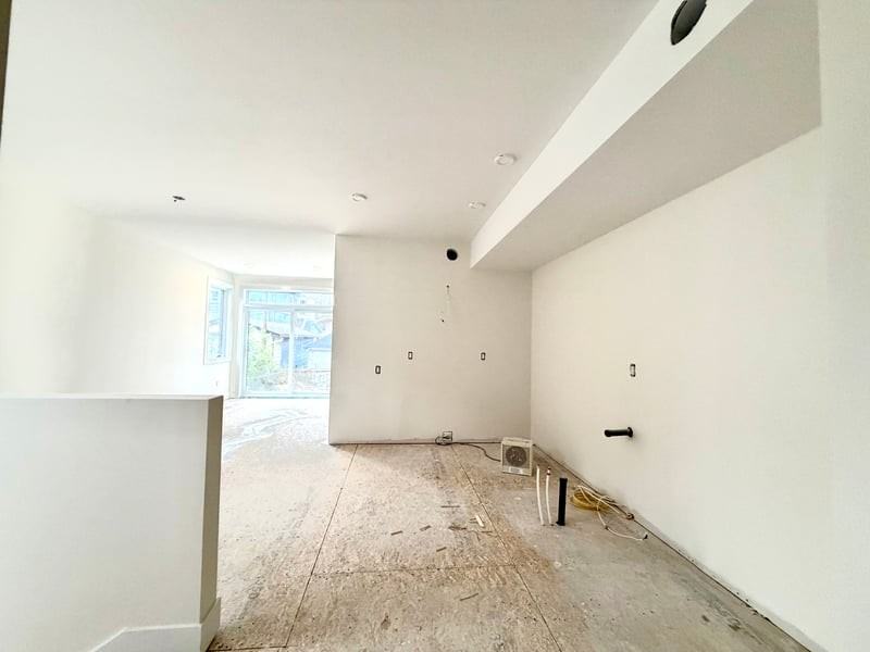 157 Glynn Ave Unit B - Photo 3 of 14