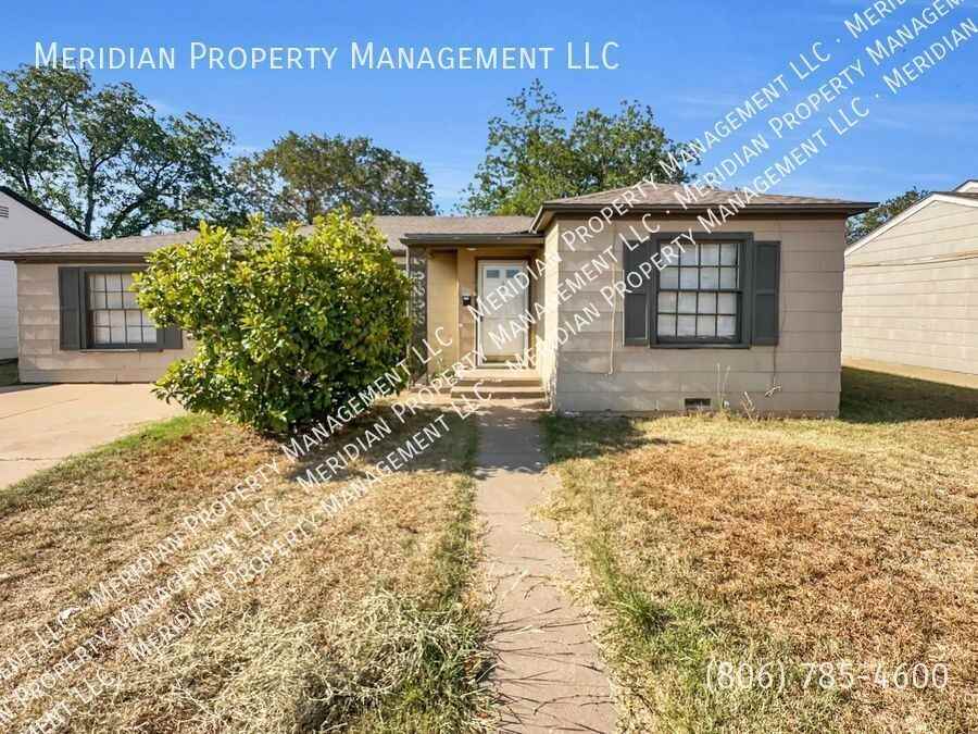 3012 33rd St - Photo 2 of 14