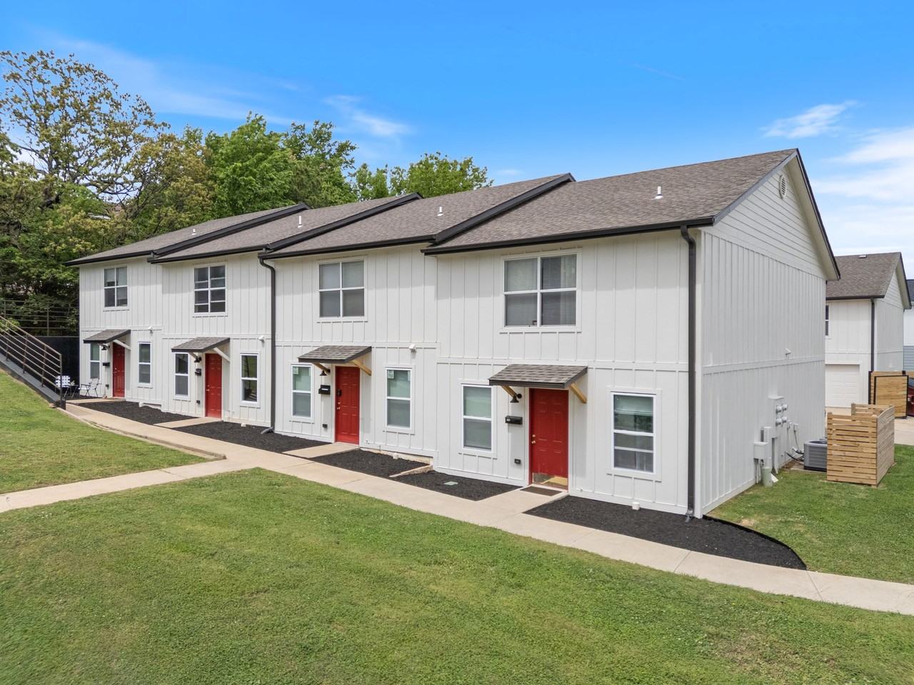Rosehill Townhomes - Photo 2 of 13