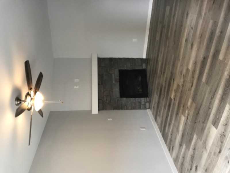 533 Sunset Ave Ne #B - Photo 3 of 12