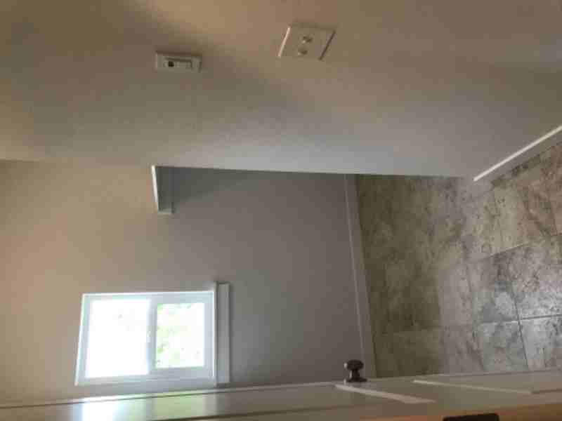 533 Sunset Ave Ne #B - Photo 6 of 12