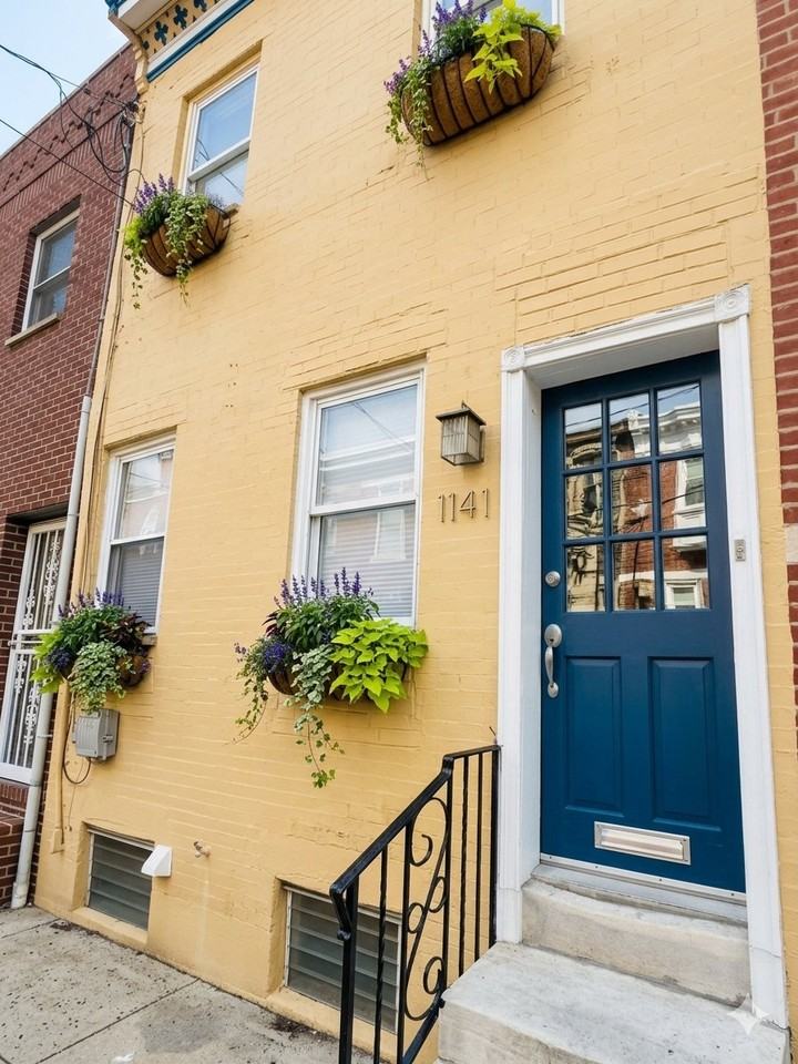 1141 Cantrell St - Photo 2 of 19