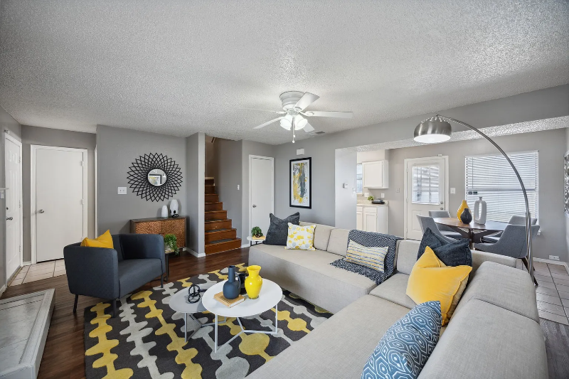 4038 Walnut Park Cir - Photo 2 of 8