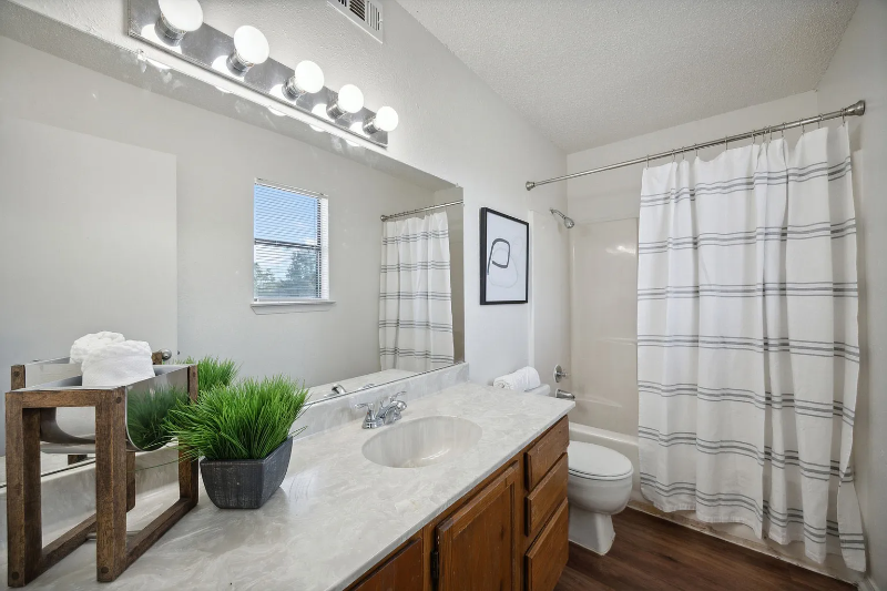 4038 Walnut Park Cir - Photo 3 of 8