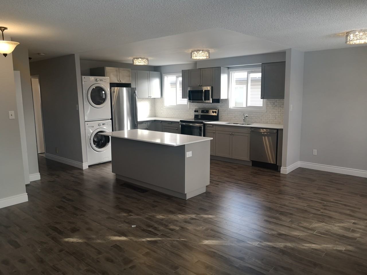 35 Raleigh St #1 - Photo 4 of 13