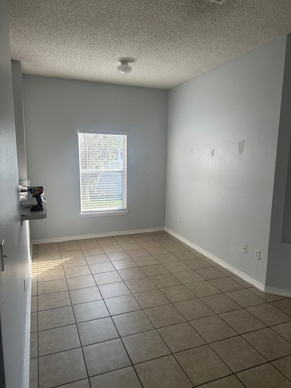 1733 Manchurian St - Photo 5 of 10