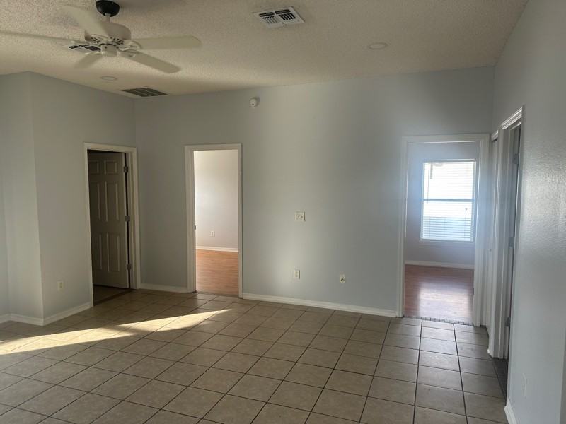 1733 Manchurian St - Photo 7 of 10