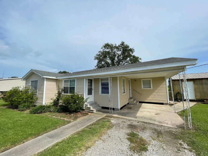 129 Bertie St - Photo 3 of 15