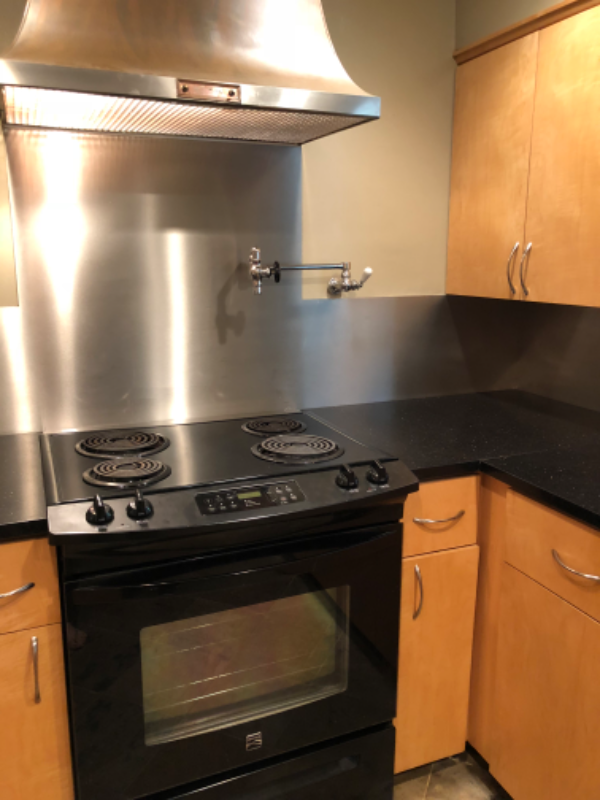 3107 Colonial Way #B - Photo 3 of 21