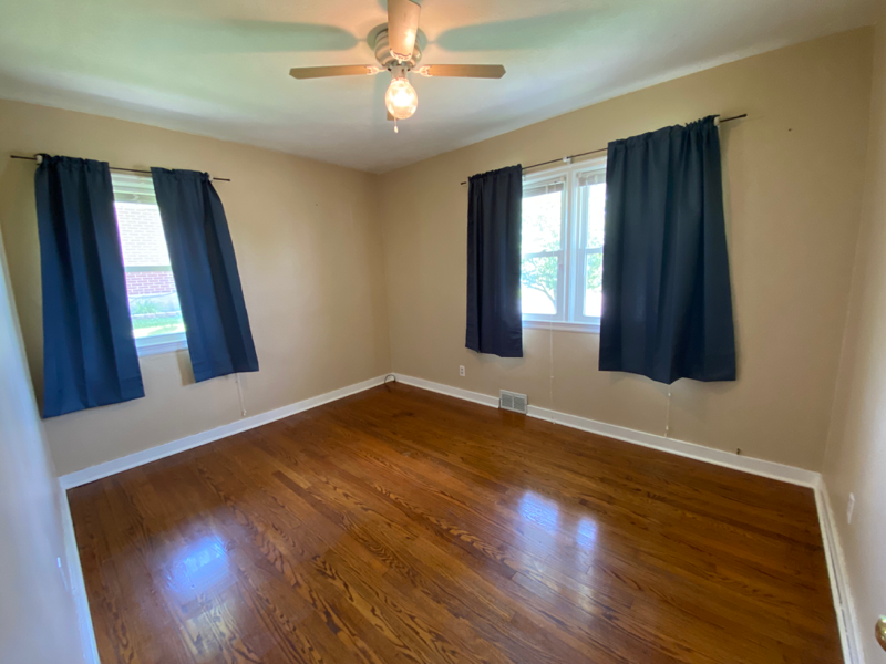 117 Sunset Dr - Photo 3 of 21