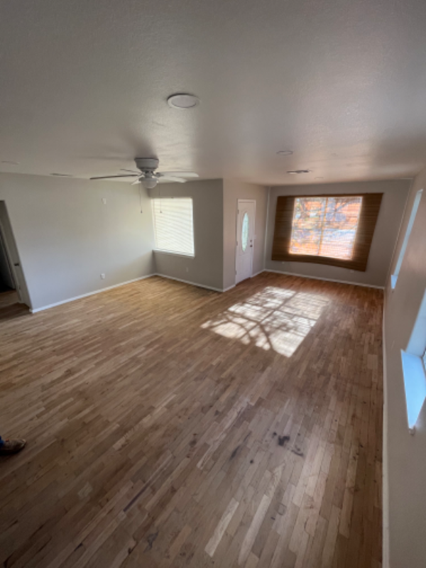 500 N Grant St - Photo 4 of 11