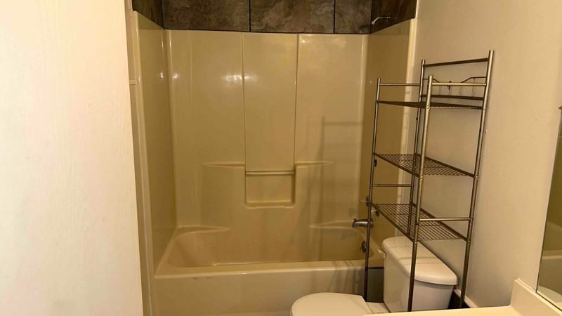303 Douglas Dr #4 - Photo 4 of 6
