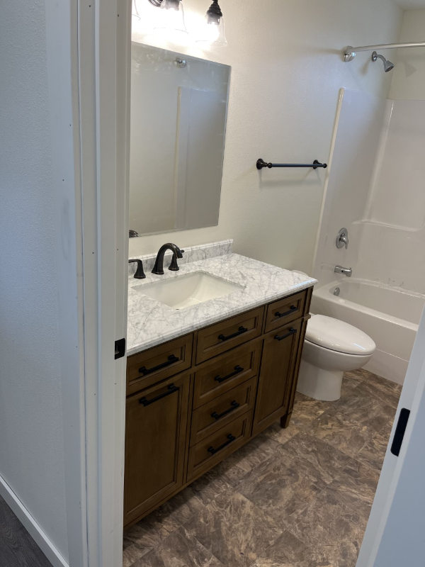 6650 Long Lake Rd Se - Photo 5 of 10