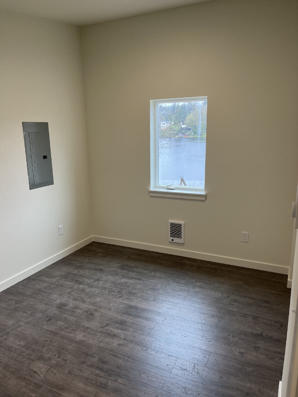 6650 Long Lake Rd Se - Photo 6 of 10