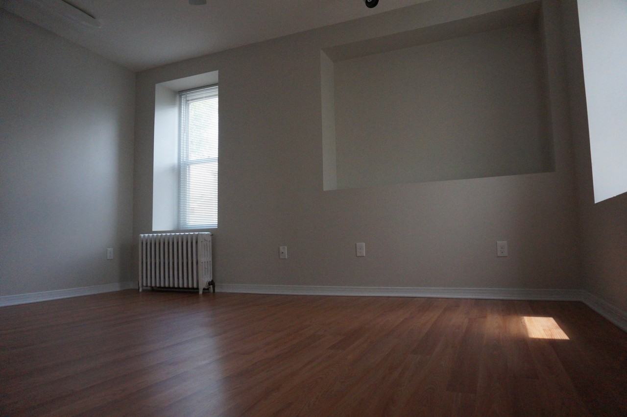 3513 Bowman St #2 - Photo 3 of 20