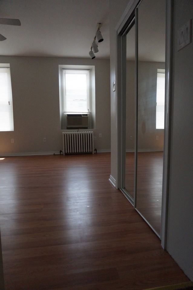 3513 Bowman St #2 - Photo 4 of 20