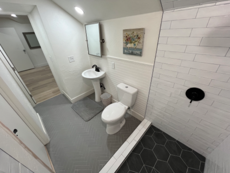 4059 Ridge St - Photo 6 of 31