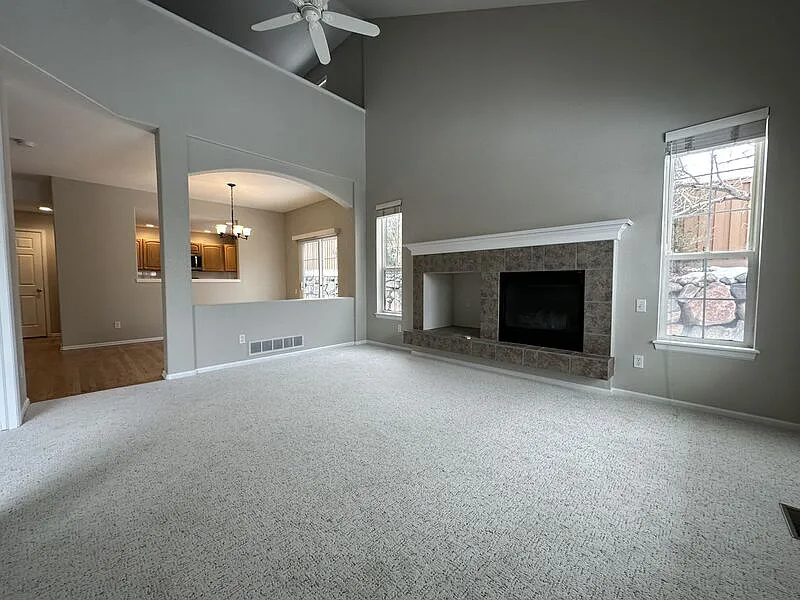 6210 Trailhead Rd - Photo 6 of 20