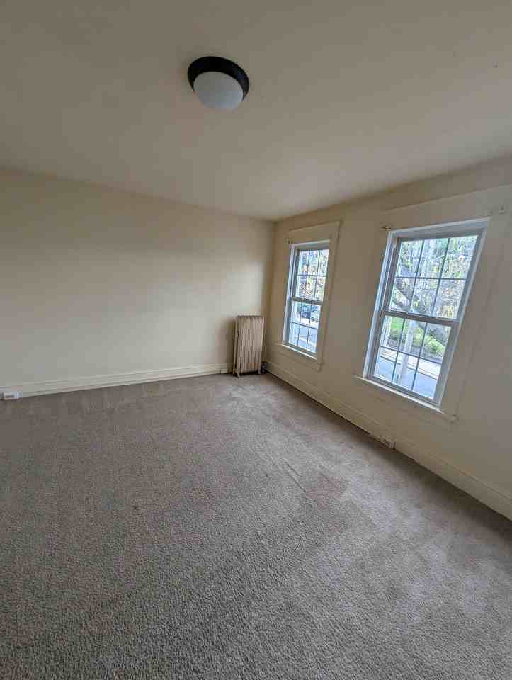 228 Blackman St - Photo 2 of 14