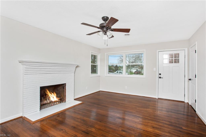 5931 Sellger Dr - Photo 3 of 12