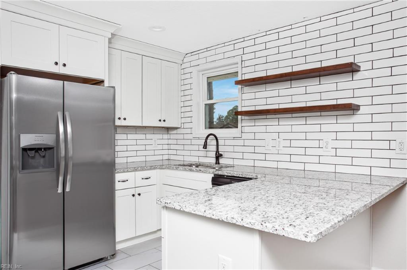 5931 Sellger Dr - Photo 5 of 12
