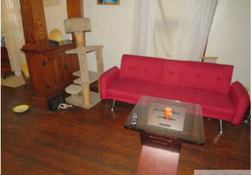 832 N Larch St #3 - Photo 2 of 8