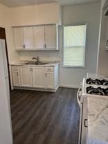 1010 Oak St - Photo 1 of 1