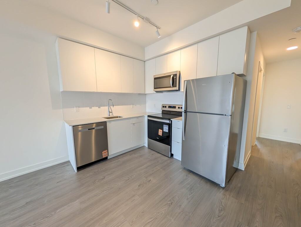 16 Melbourne Ave - 203C - Photo 5 of 16