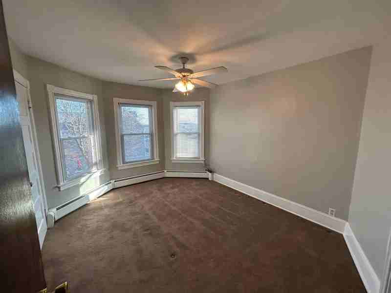 312 Harding Ave - Photo 5 of 25