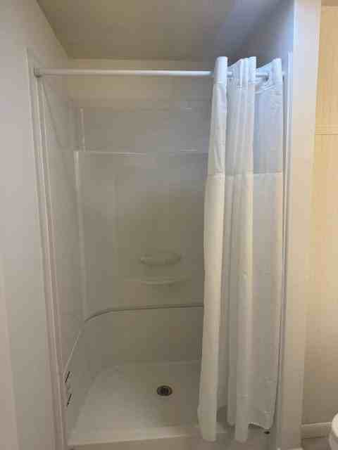 53 Lakeview Dr - Photo 4 of 12